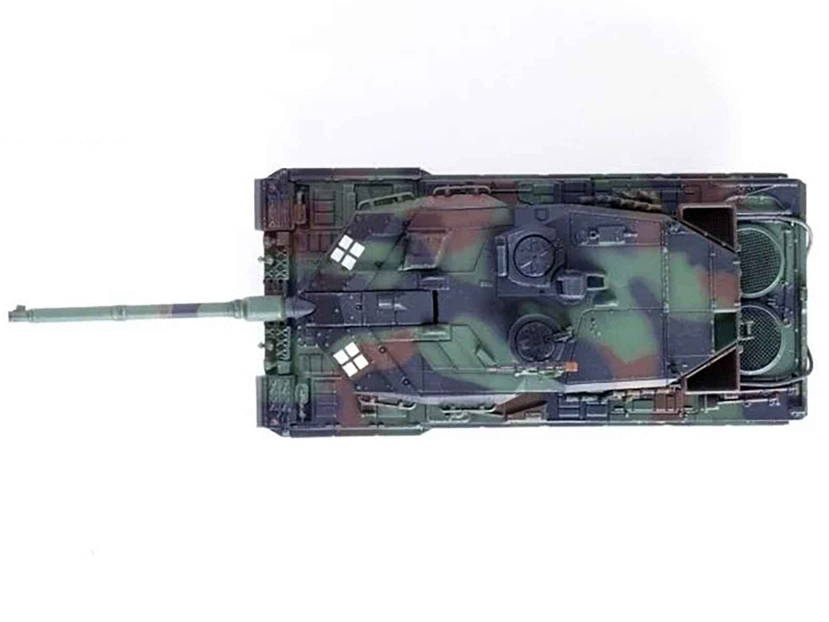 Miniature Motors 1/72 diecast model of Leopard 2A6 main battle tank in green camouflage, representing Ukrainian Army armor.