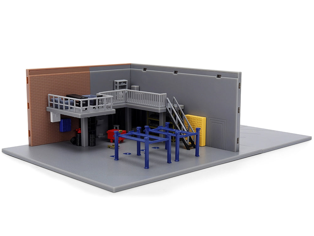 Miniature Motors "Fast & Furious" Han's Garage diorama with 2 detailed cars and accessories, 1/32 scale model from Nano Scene series.