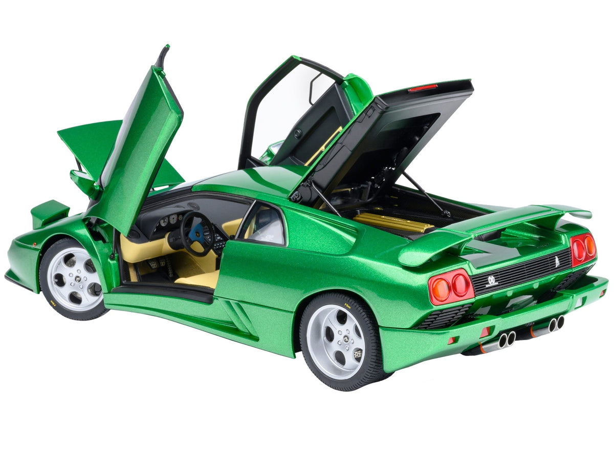 Miniature Lamborghini Diablo SE30 model car in Verde Mic/Green Metallic by Autoart, detailed 1/18 scale Lamborghini model.