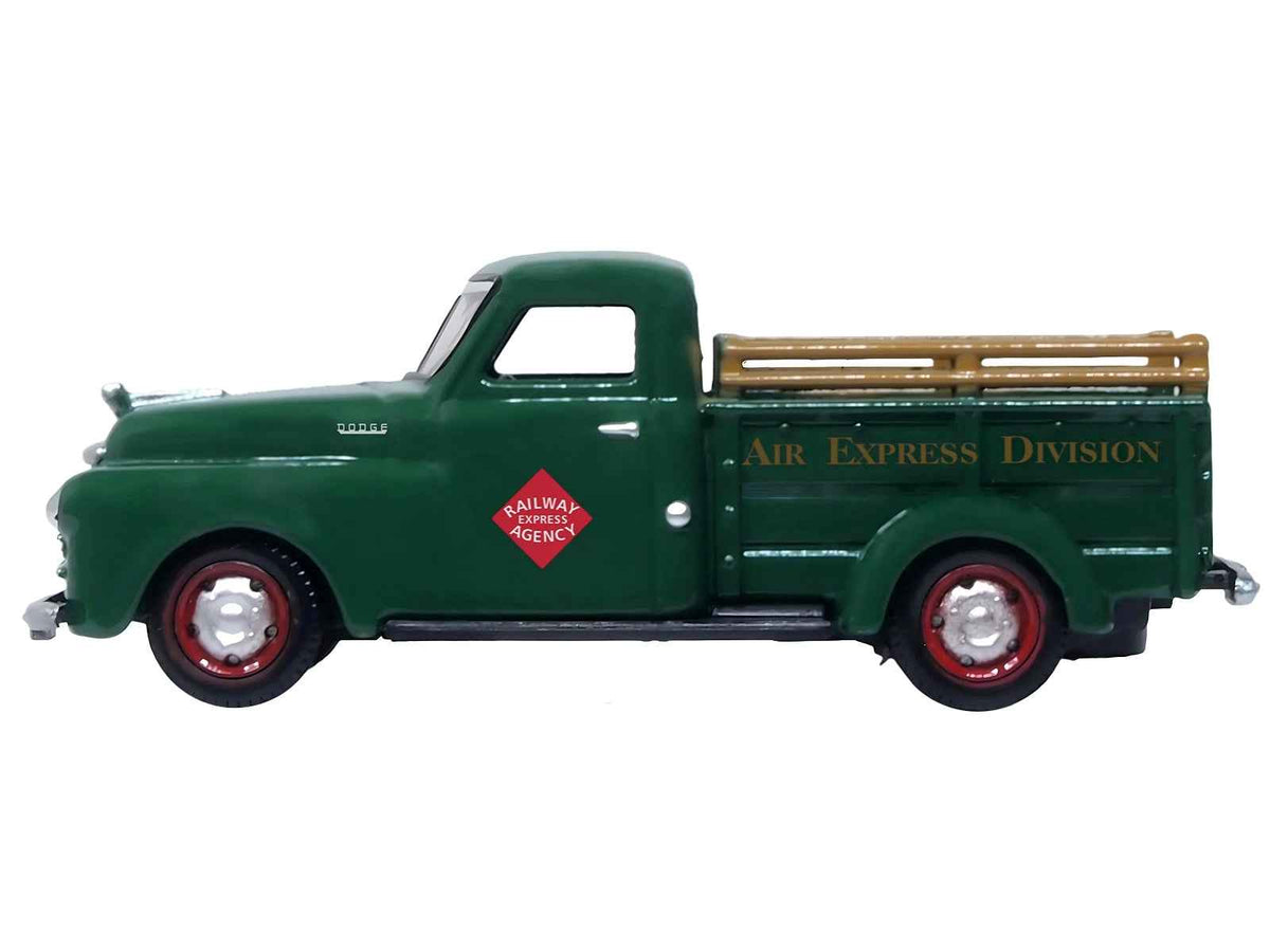 Green 1948 Dodge B-1B Pickup Truck model by Oxford Diecast, detailed 1/87 scale diecast car with "Railway Express Agency" logo.