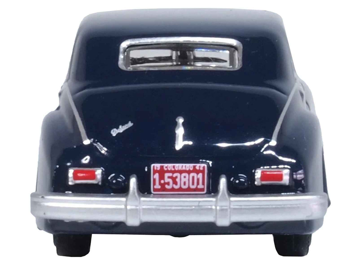 Miniature Motors 1/87 scale diecast model of 1942 Packard Clipper Touring Sedan in Packard Blue by Oxford Diecast