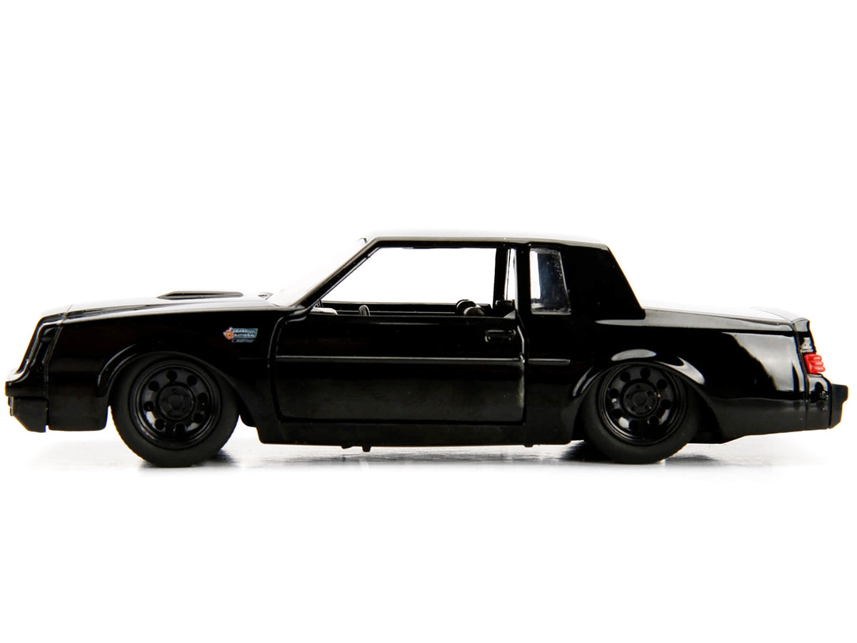 Miniature Motors Jada 1/32 diecast model of Dom's Buick Grand National from Fast & Furious, black car with detailed movie-inspired design