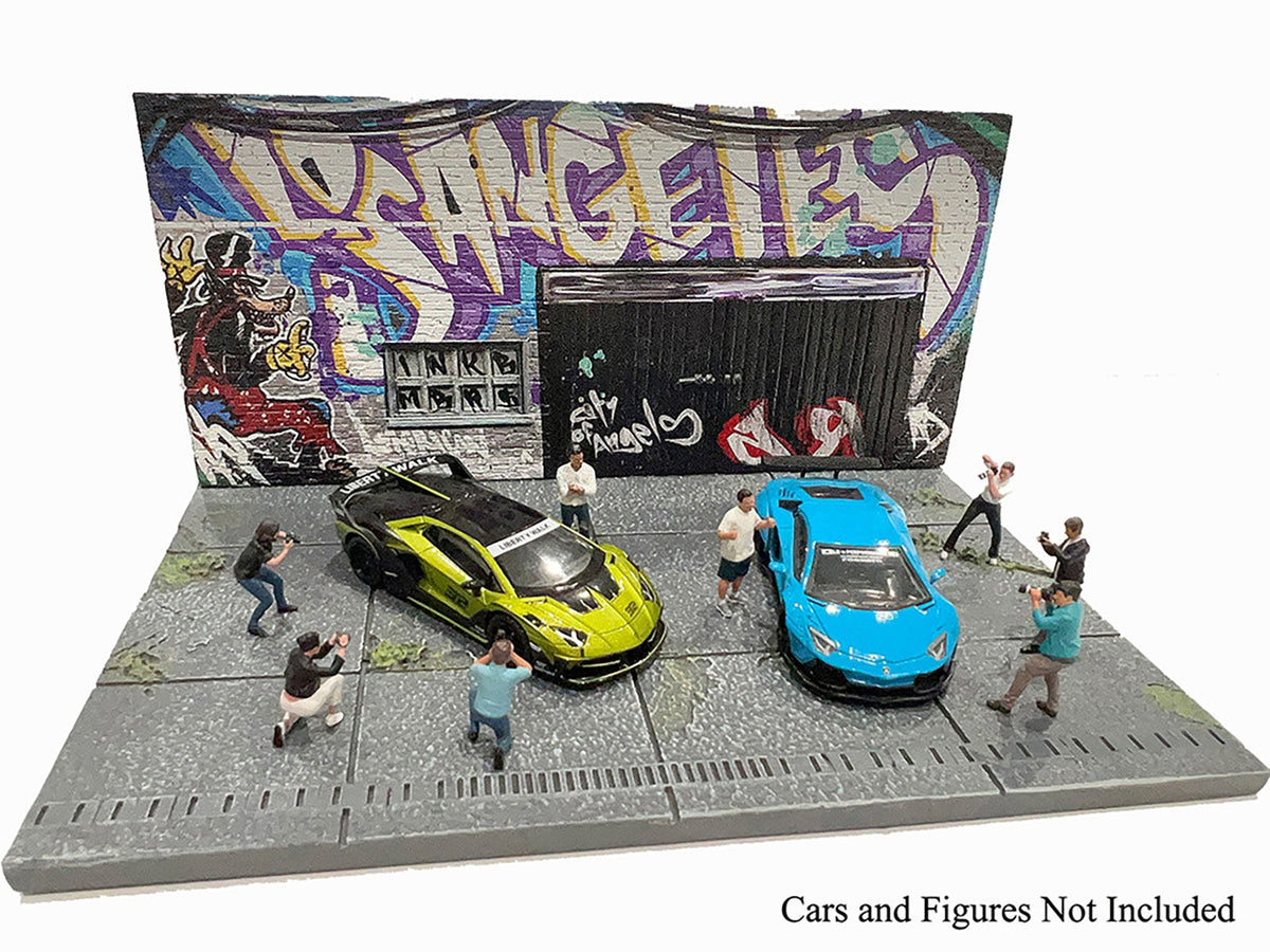 Miniature Motors American Diorama X INK BMBRS LA Graffiti street art diorama for 1/64 scale model cars, featuring vibrant graffiti details.
