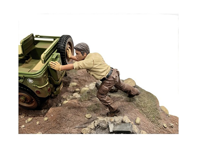 Miniature Motors 4x4 Mechanic figure for 1/18 scale models by American Diorama, detailed figure with mechanic tools and uniform.