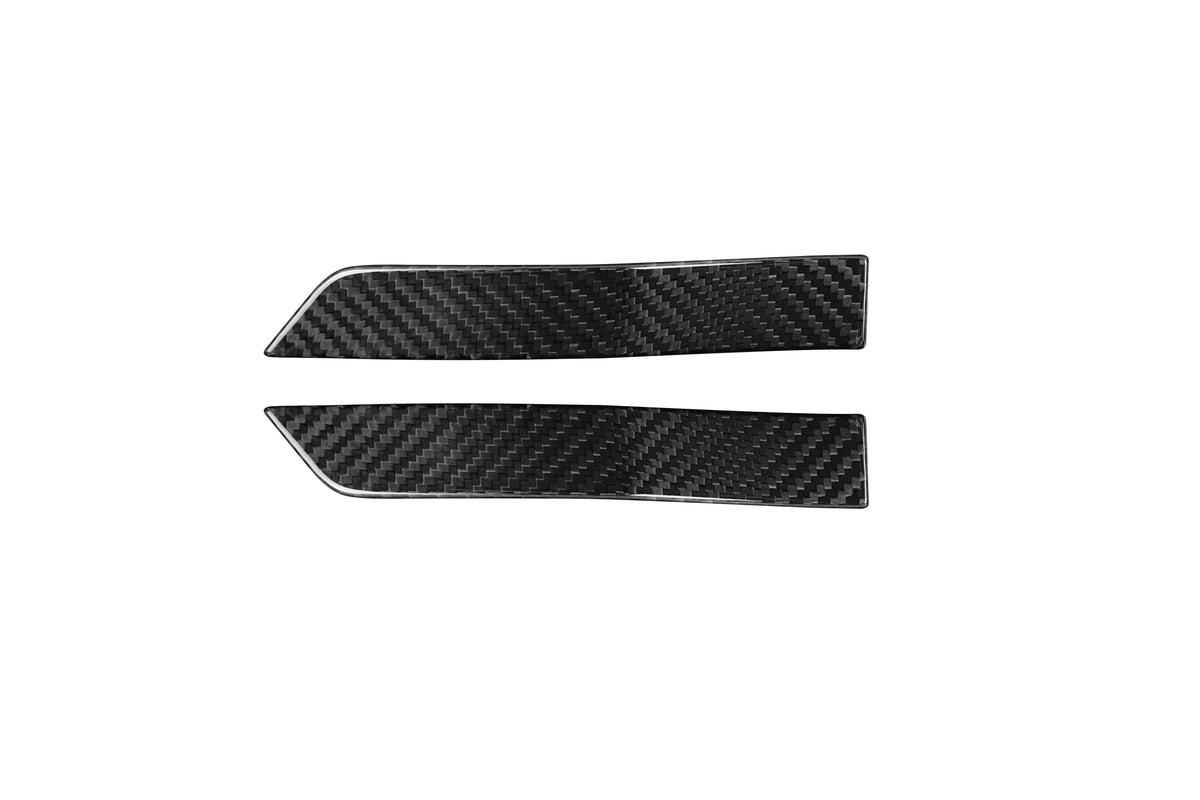 JDMuscle Tanso Carbon Fiber Fender Emblem V2 on 2015-2021 Subaru WRX/STI, showcasing sleek carbon fiber finish and detailed design.