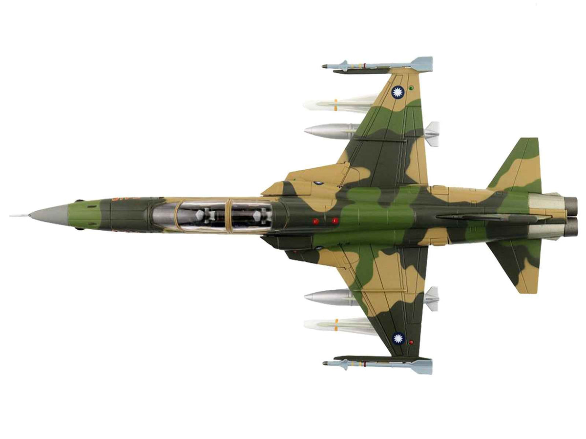 Miniature Motors Northrop F-5F Tiger II model aircraft in 1/72 scale, Republic of China Air Force, detailed diecast replica.