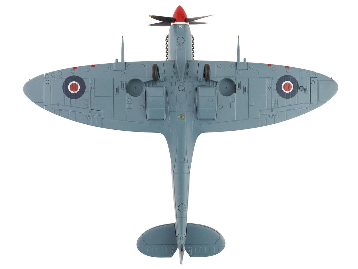Miniature Motors 1/48 diecast model of Supermarine Spitfire Mk IXc fighter aircraft "MA466 BQ-S" by Hobby Master, RAAF warplane.