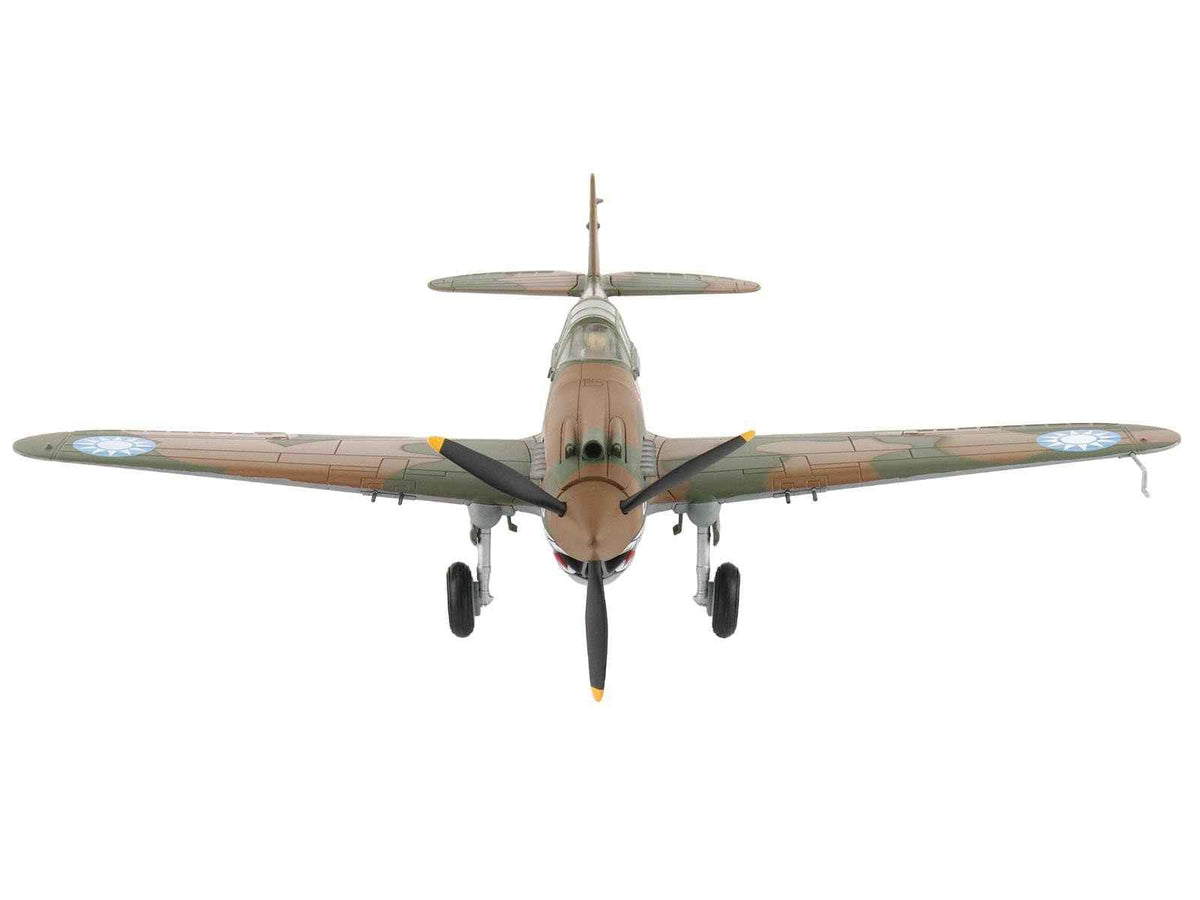 Miniature Motors 1/48 diecast model of Curtiss P-40B Hawk 81-A2 fighter-bomber aircraft, No.77 Robert Smith, 3rd Pursuit Squadron, WWII.