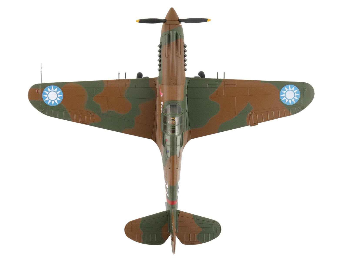 Miniature Motors 1/48 diecast model of Curtiss P-40B Hawk 81-A2 fighter-bomber aircraft with "No.77 Robert Smith" markings, WWII military model