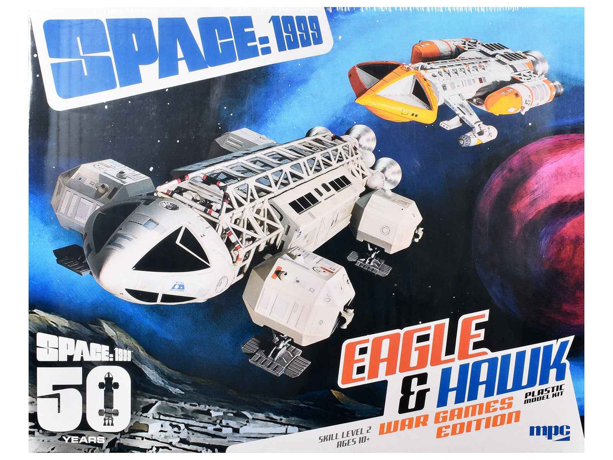 Detailed view of the Skill 2 Model Kit Eagle and Hawk from "Space: 1999" TV series, 1/72 scale model by MPC.