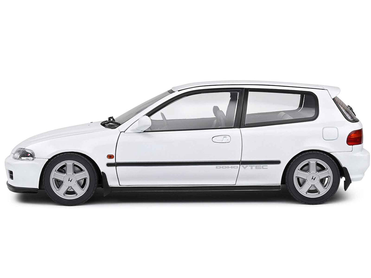 Frost white 1991 Honda Civic EG6 RHD diecast model car by Solido, detailed miniature Honda vehicle, 1/18 scale.