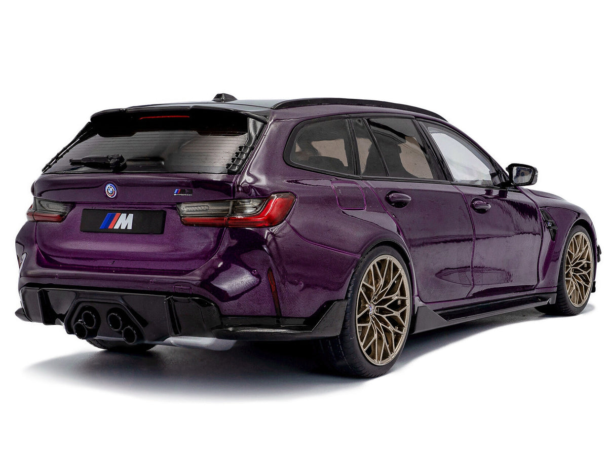 Miniature 1/18 BMW M3 Competition M xDrive Touring diecast model in Twilight Purple Pearl Metallic with black roof, by Solido.