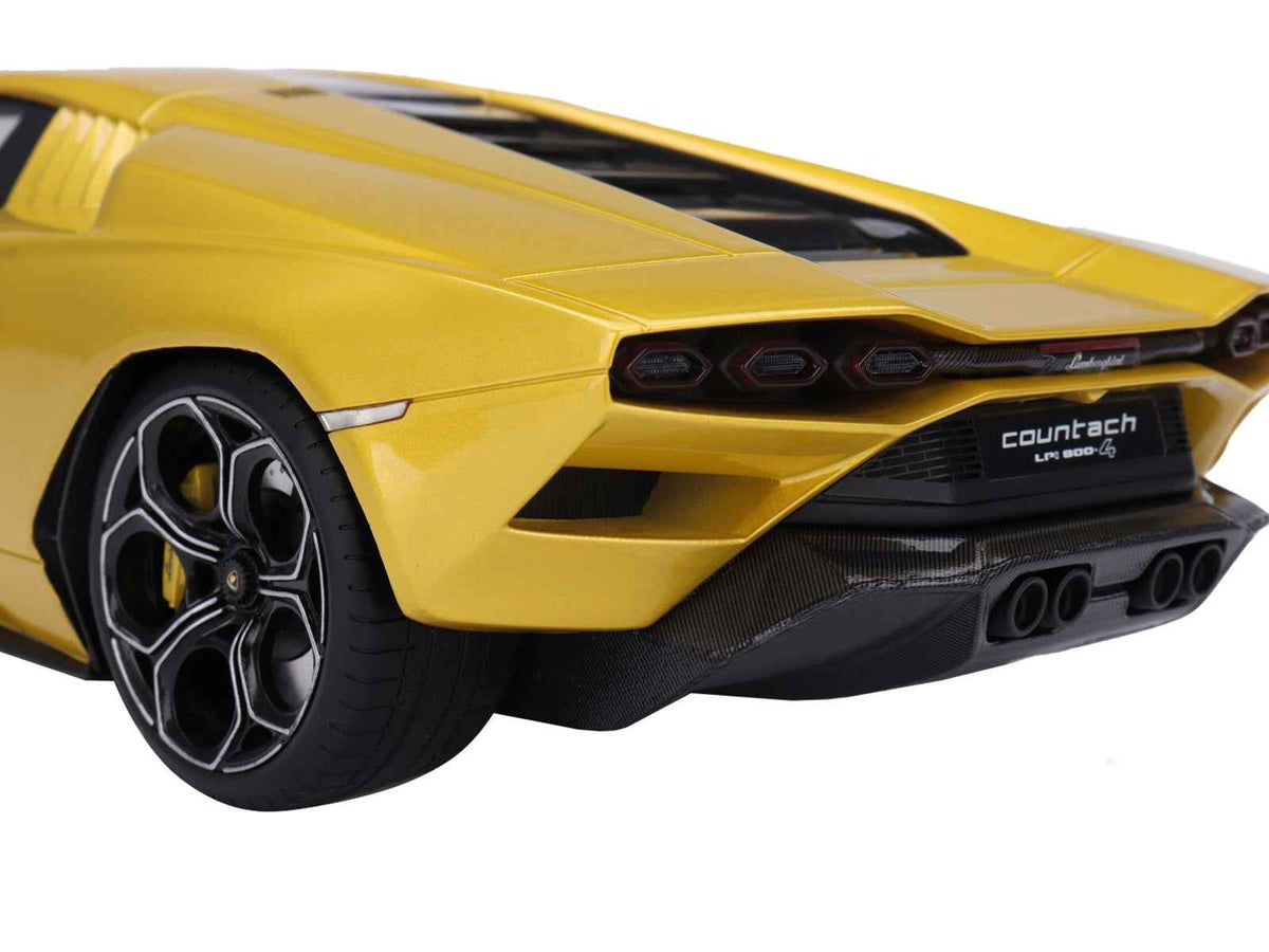 Miniature Lamborghini Countach LPI 800-4 model car in Giallo Orion Gold Metallic, 1/18 scale by Top Speed, detailed collectible toy
