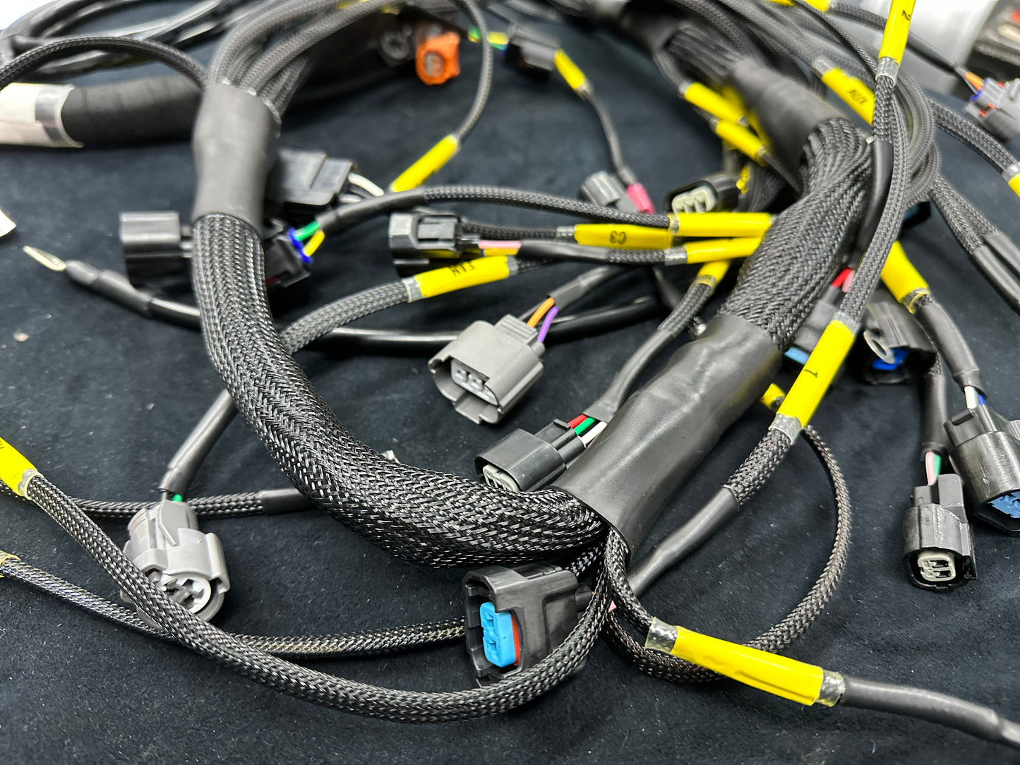SPDZ1 K-Series engine wiring harness for 02-05 RSX and Civic Si EP3 by Speedzone Performance, featuring power lead and detailed wiring.