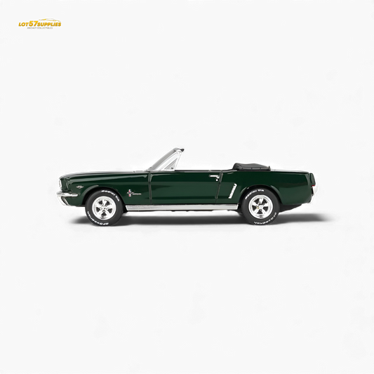 (Pre-Order) Mini-GT Ford Mustang Convertible 1:64 - Evergreen Kings