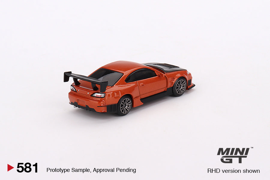 Mini-GT Nissan Silvia S15 D-MAX Metallic Orange 1:64 - Evergreen Kings