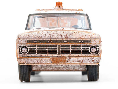 1973 Ford F-100 Tow Truck White (Weathered) "Blue Collar Collection" Series 14 1/64 Diecast Model Car by Greenlight