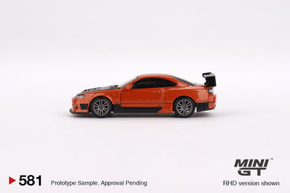 Mini-GT Nissan Silvia S15 D-MAX Metallic Orange 1:64 - Evergreen Kings