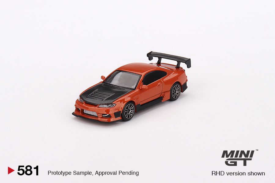 Mini-GT Nissan Silvia S15 D-MAX Metallic Orange 1:64 - Evergreen Kings