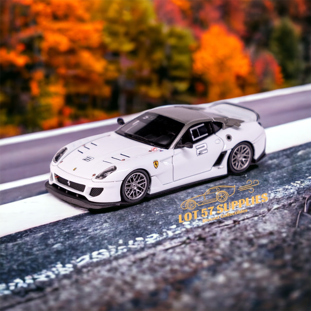 Cars' Lounge Ferrari 599XX White #2 1:64 - Evergreen Kings