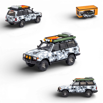 GCD Toyota Land Cruiser LC80 Digital Camouflage - Accessories Included 1:64 - Evergreen Kings