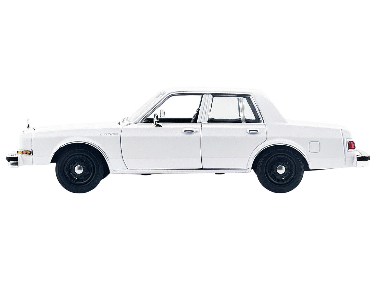1986 Dodge Diplomat Police Car Unmarked White "Custom Builder's Kit" Series 1/24 Diecast Model Car by Motormax