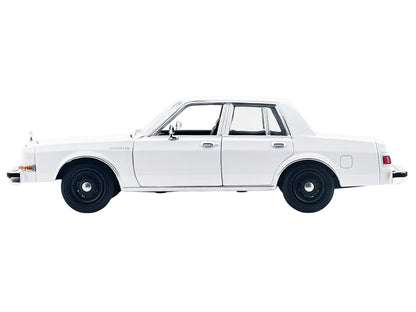 1986 Dodge Diplomat Police Car Unmarked White "Custom Builder's Kit" Series 1/24 Diecast Model Car by Motormax