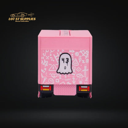 MicroTurbo Hino 300 Custom Box Truck Pink #43 Livery 1:64 - Evergreen Kings