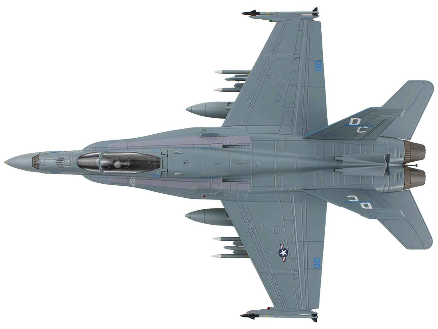 McDonnell Douglas F/A-18C Hornet Aircraft "VMFA-122 Crusaders Iwakuni AB" (2016) United States Marines "Air Power Series" 1/72 Diecast Model by Hobby Master