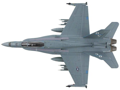 McDonnell Douglas F/A-18C Hornet Aircraft "VMFA-122 Crusaders Iwakuni AB" (2016) United States Marines "Air Power Series" 1/72 Diecast Model by Hobby Master