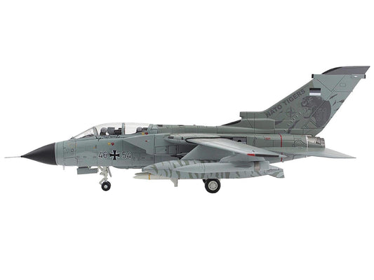 Panavia Tornado ECR Fighter-Bomber Aircraft "46+54 Tactical Air Wing 51 Schleswig-Jagel Air Base Germany" (2017) German Luftwaffe "Air Power Series" 1/72 Diecast Model by Hobby Master