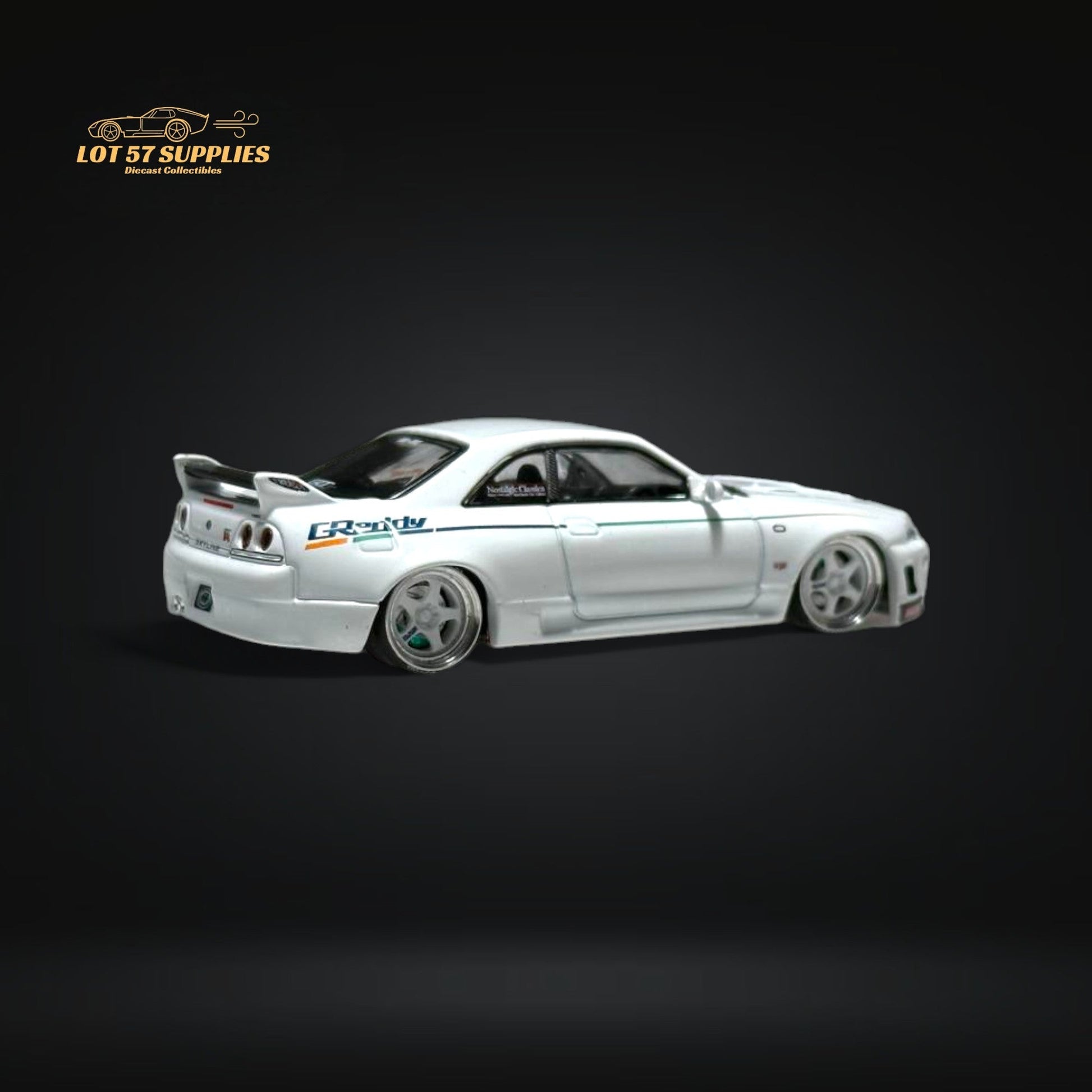 Mini GT Nissan Skyline GT-R R33 Greddy V1 White 1:64 - Evergreen Kings