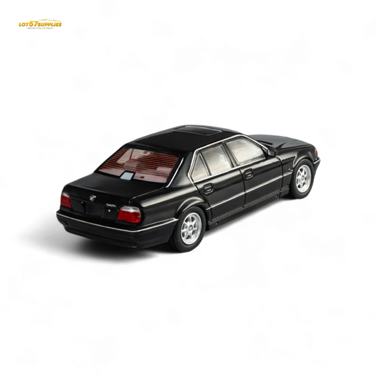 DCM BMW E38 740iL Black 1:64 - Evergreen Kings