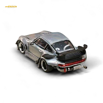 Street Weapon Porsche RWB 993 Raw Varnish Color Low Wing 1:64 - Evergreen Kings