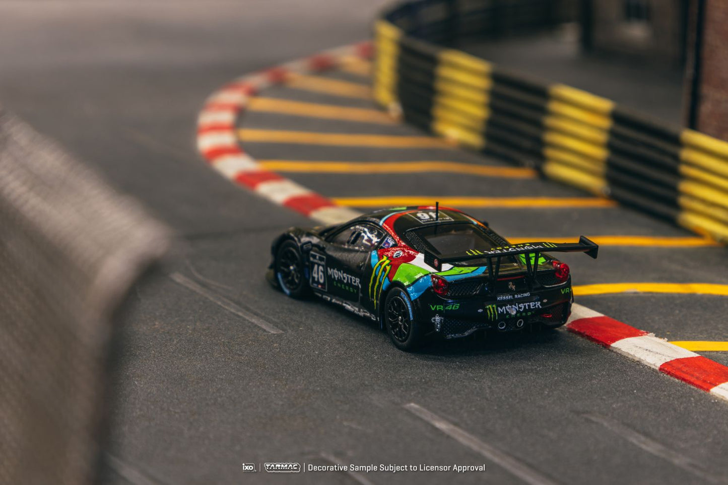 Tarmac Works Hobby64 Ferrari 458 Italia GT3 Blancpain Endurance 2012 V. Rossi 1:64 T64-073-12BGT46M - Evergreen Kings