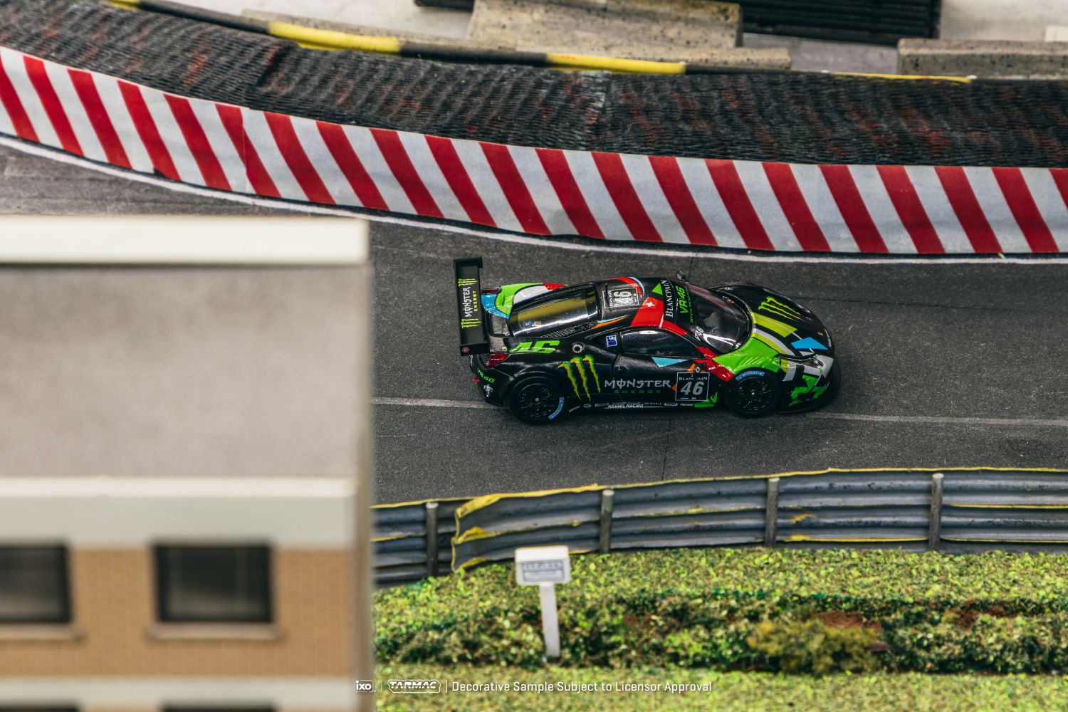Tarmac Works Hobby64 Ferrari 458 Italia GT3 Blancpain Endurance 2012 V. Rossi 1:64 T64-073-12BGT46M - Evergreen Kings
