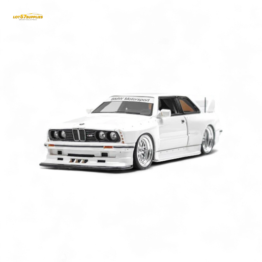 NA BMW E30 Wide-Body White 1:64 - Evergreen Kings