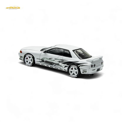 White Nissan Skyline GT-R R32 diecast model by Lot57Supplies, detailed 1:64 scale replica from TimeMicro Skyline Los Santos Drift series.