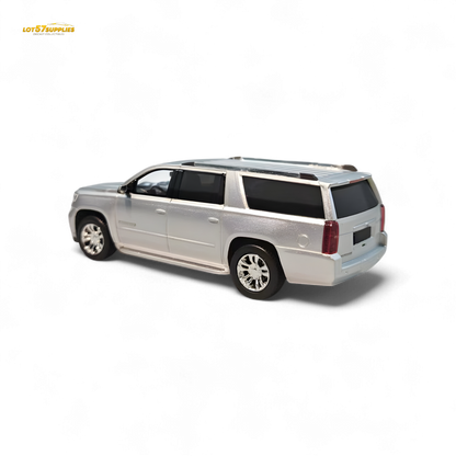 GOC Chevrolet Suburban 2015 Silver 1:64 - Evergreen Kings