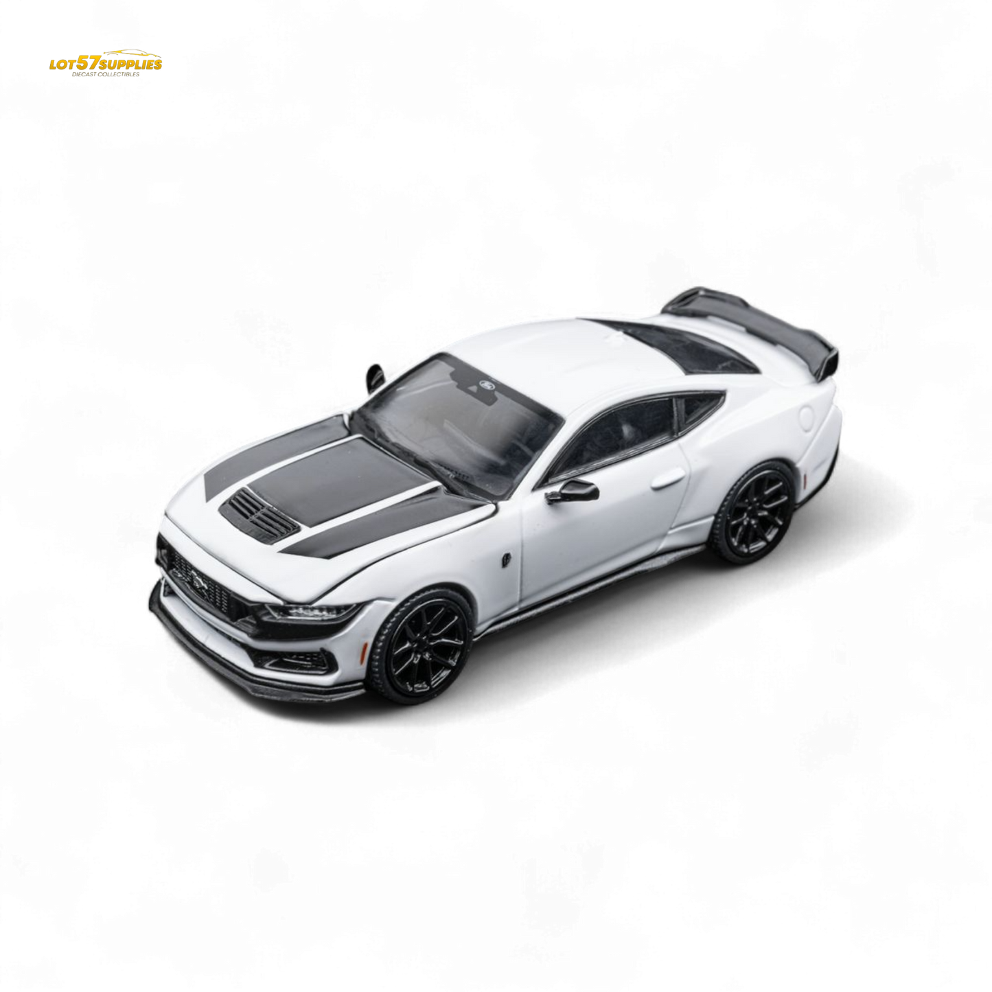 DCM Mustang Dark Horse - Crystal White - Black Wheels 1:64 - Evergreen Kings
