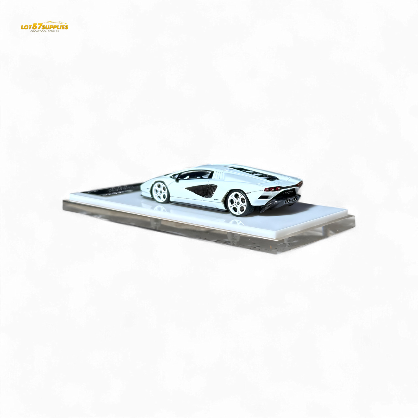 Fuelme Model Lamborghini Countach LPI 800-4 Bianco Siderale 1:64 - Evergreen Kings
