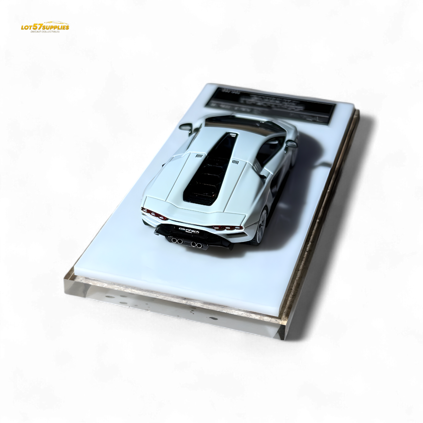 Fuelme Model Lamborghini Countach LPI 800-4 Bianco Siderale 1:64 - Evergreen Kings