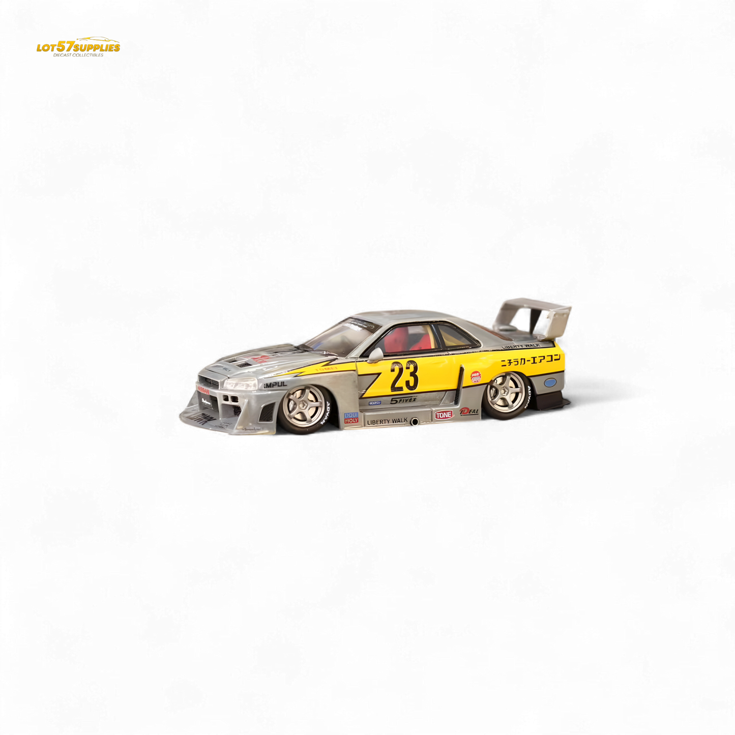 Street Weapon LBWK ER34 Varnish Special Edition 1:64 - Evergreen Kings