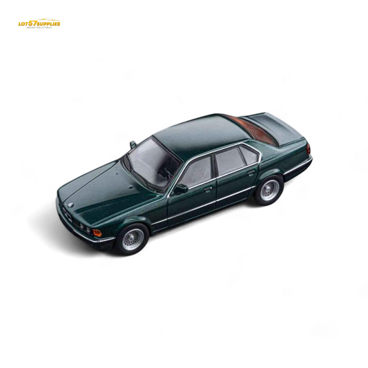 (Pre-Order) DCM BMW E32 7-Series Sedan Oxford Metallic Green 1:64 - Evergreen Kings