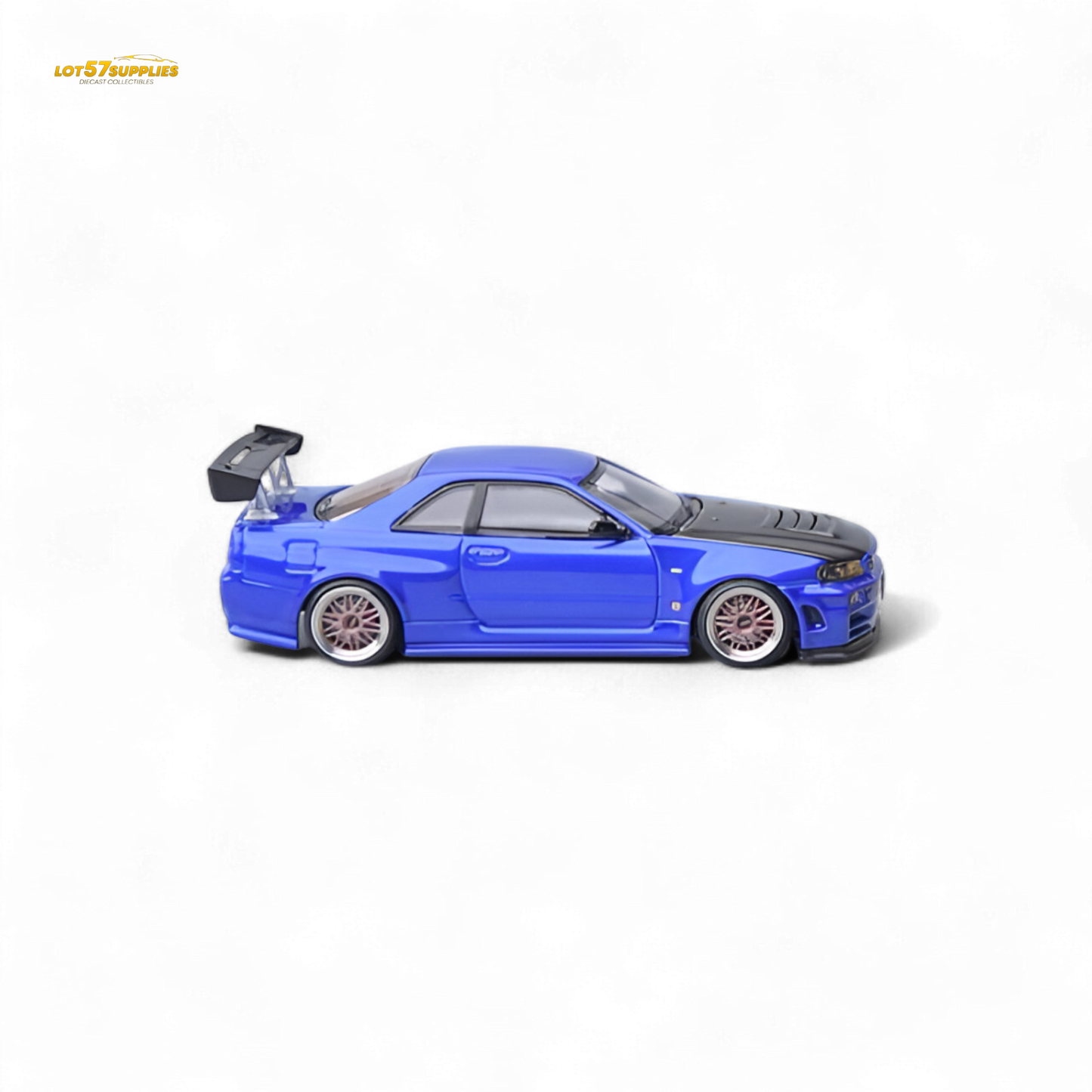 Nissan Focal Horizon Skyline GT-R R34 diecast model in Bayside Blue, 1:64 scale, featuring detailed exterior design and branding.