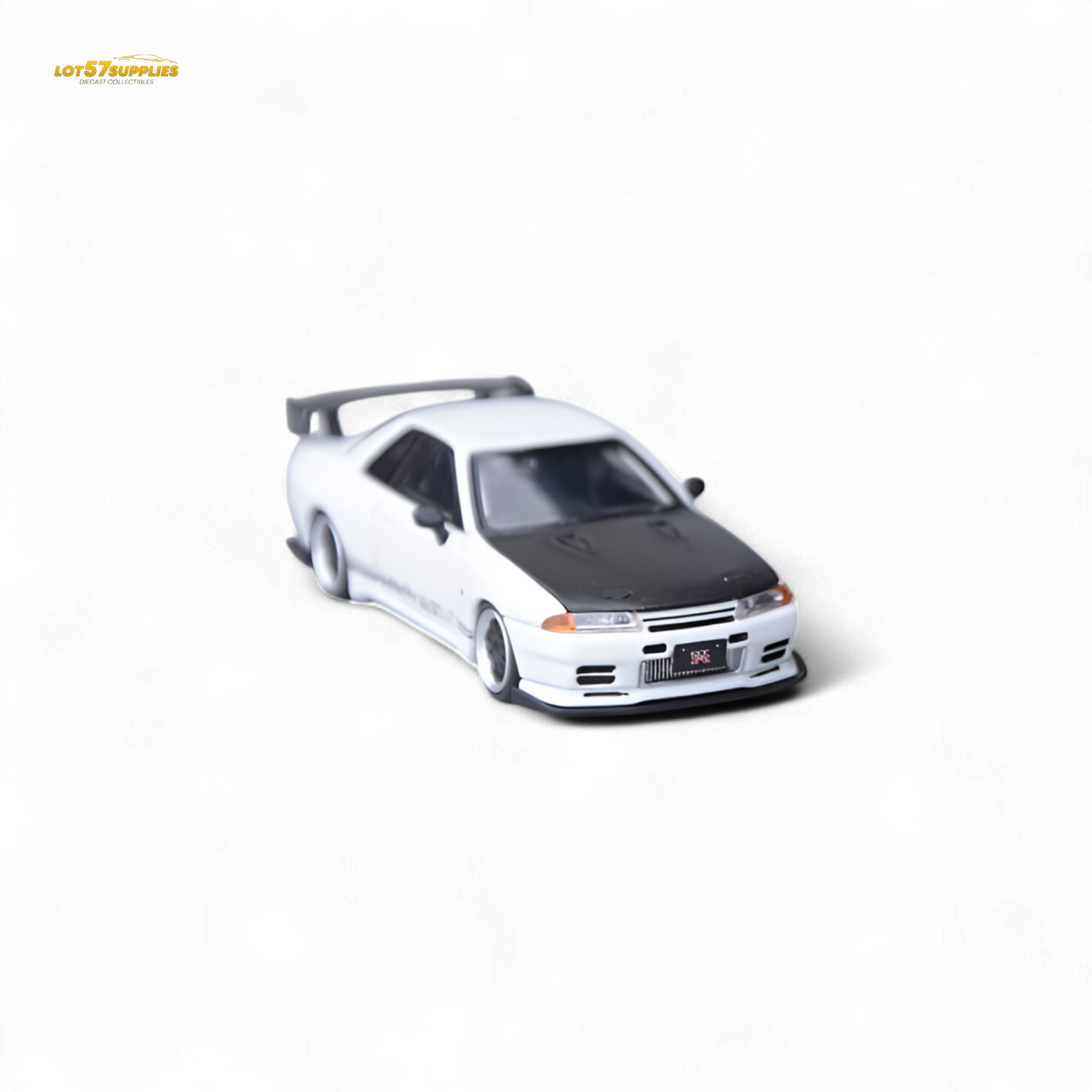 White Nissan Skyline GT-R R32 diecast model, modified Horizon Skyline Top Secret VR32, 1:64 scale from Lot57Supplies Diecast Shop.