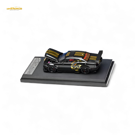 Dodge Stance Hunters Challenger SRT Hellcat diecast model in 1:64 scale, with detailed design and vibrant paint.