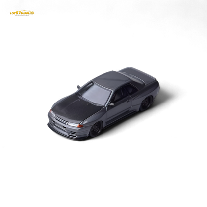 Focal Horizon Skyline GT-R R32 Grey Garage Active 1:64 - Evergreen Kings