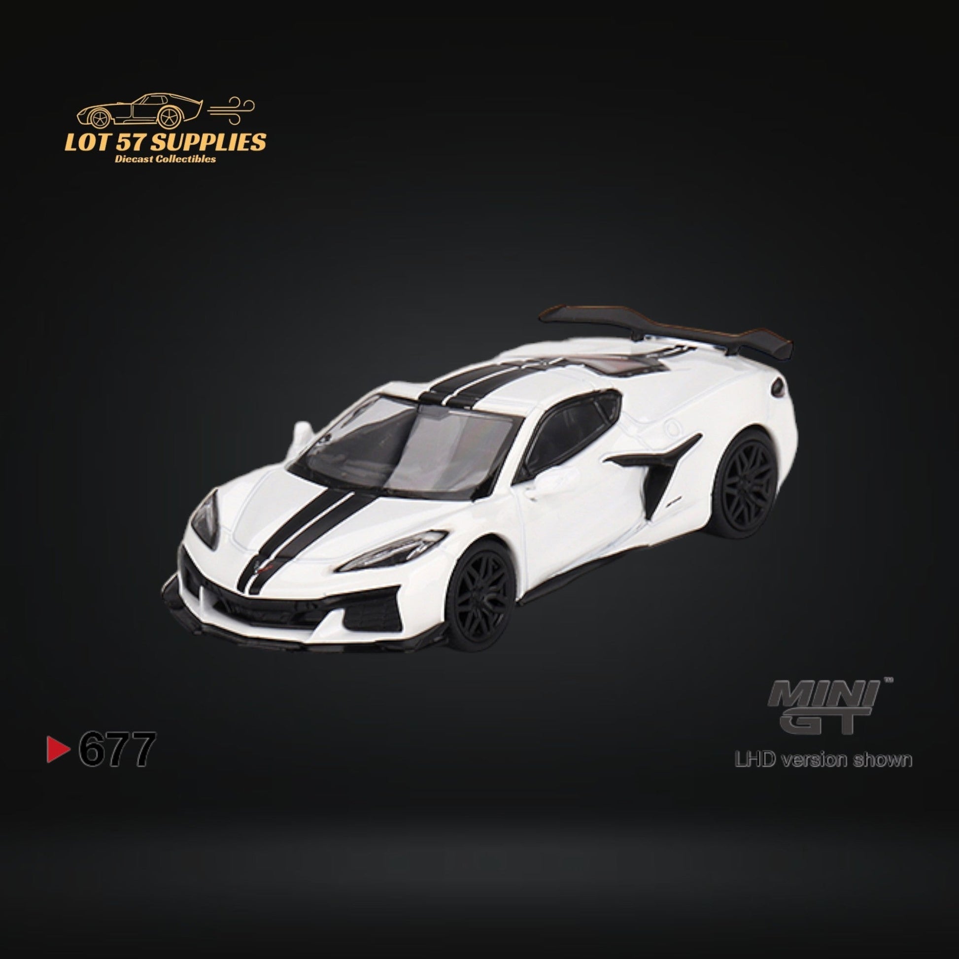 Mini-GT Chevrolet Corvette Z06 diecast model in Arctic White, 1:64 scale, detailed Chevrolet car collectible.