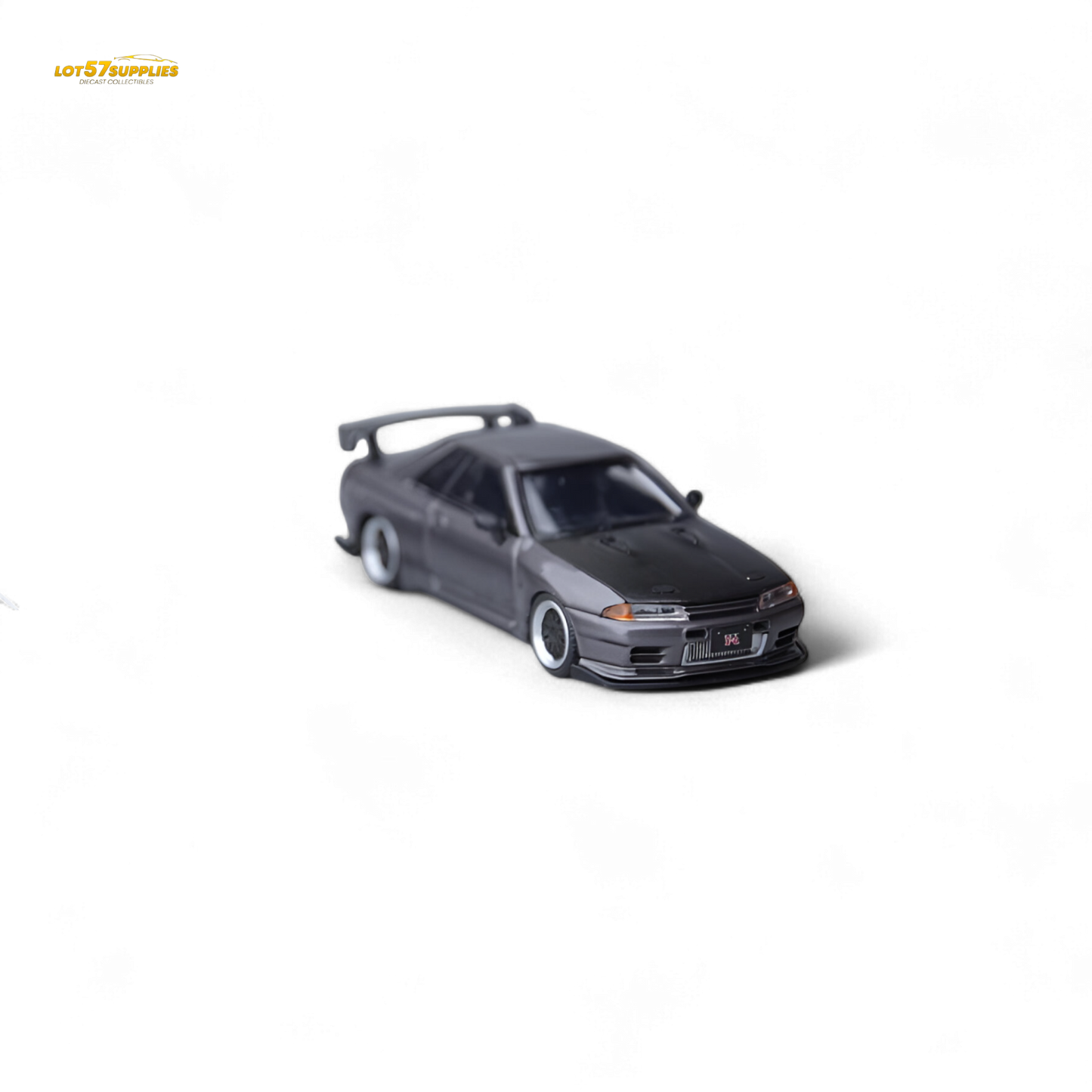 Gray Nissan Skyline GT-R R32 diecast model by Focal Horizon Skyline GT-R R32 Top Secret, detailed 1:64 scale car.